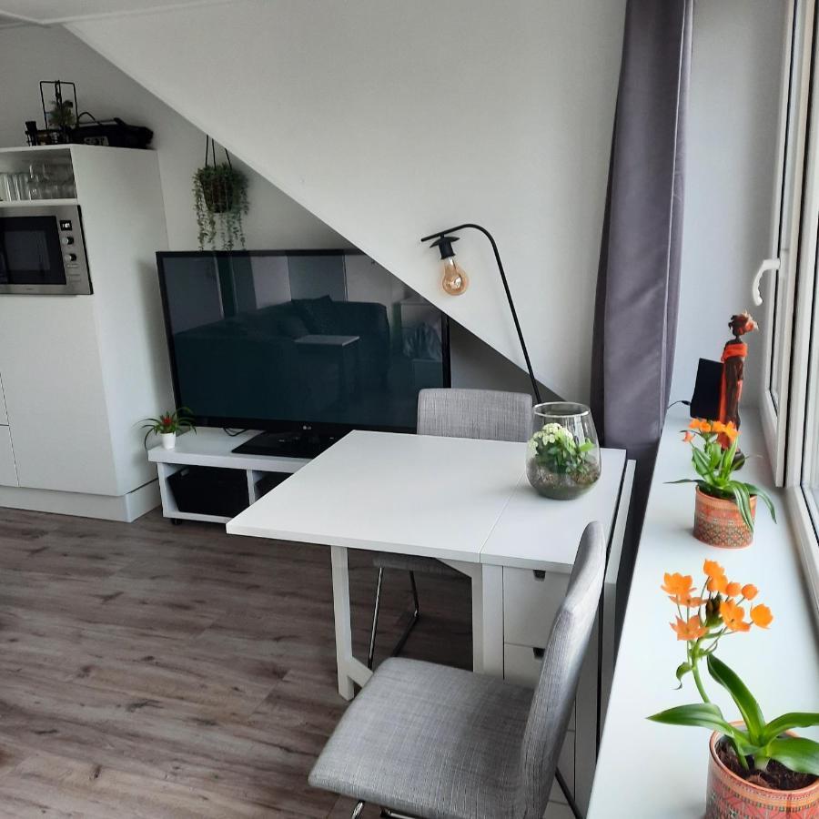 Hotel Studio 76 Groningen Met Gratis Leenfietsen Exterior foto
